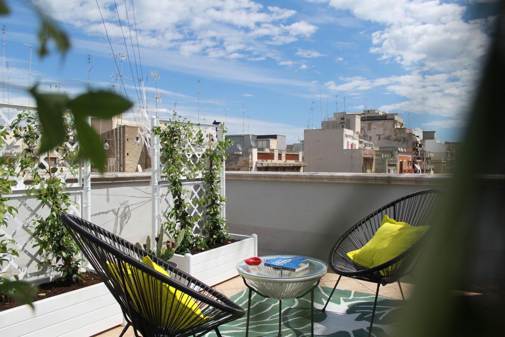 Rooftop Zahra Apartment Bari Eksteriør billede